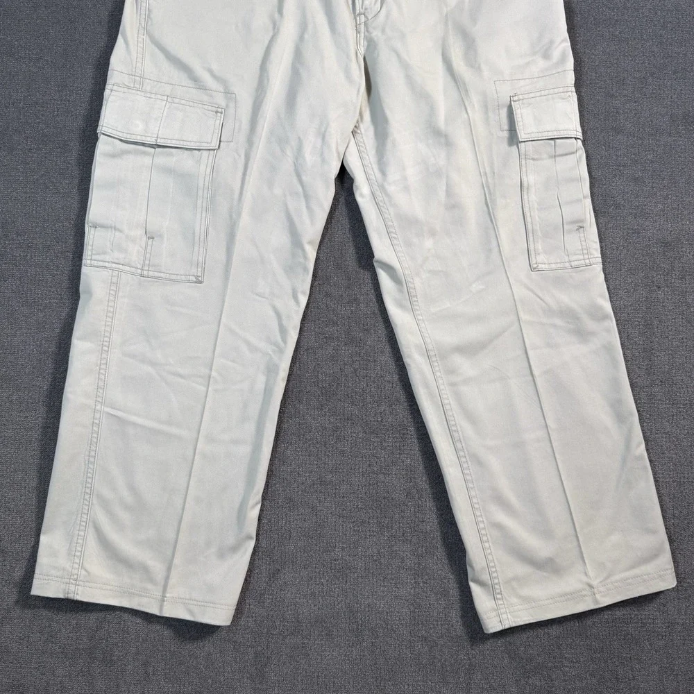 Vtg Levi's Cargo Pants Men's 36x30 Loose Straight White Baggy Skate Y2K Cotton